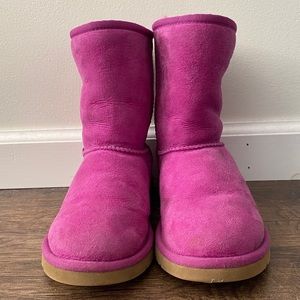 UGG Big Kids Classic II Boot Magenta Rose